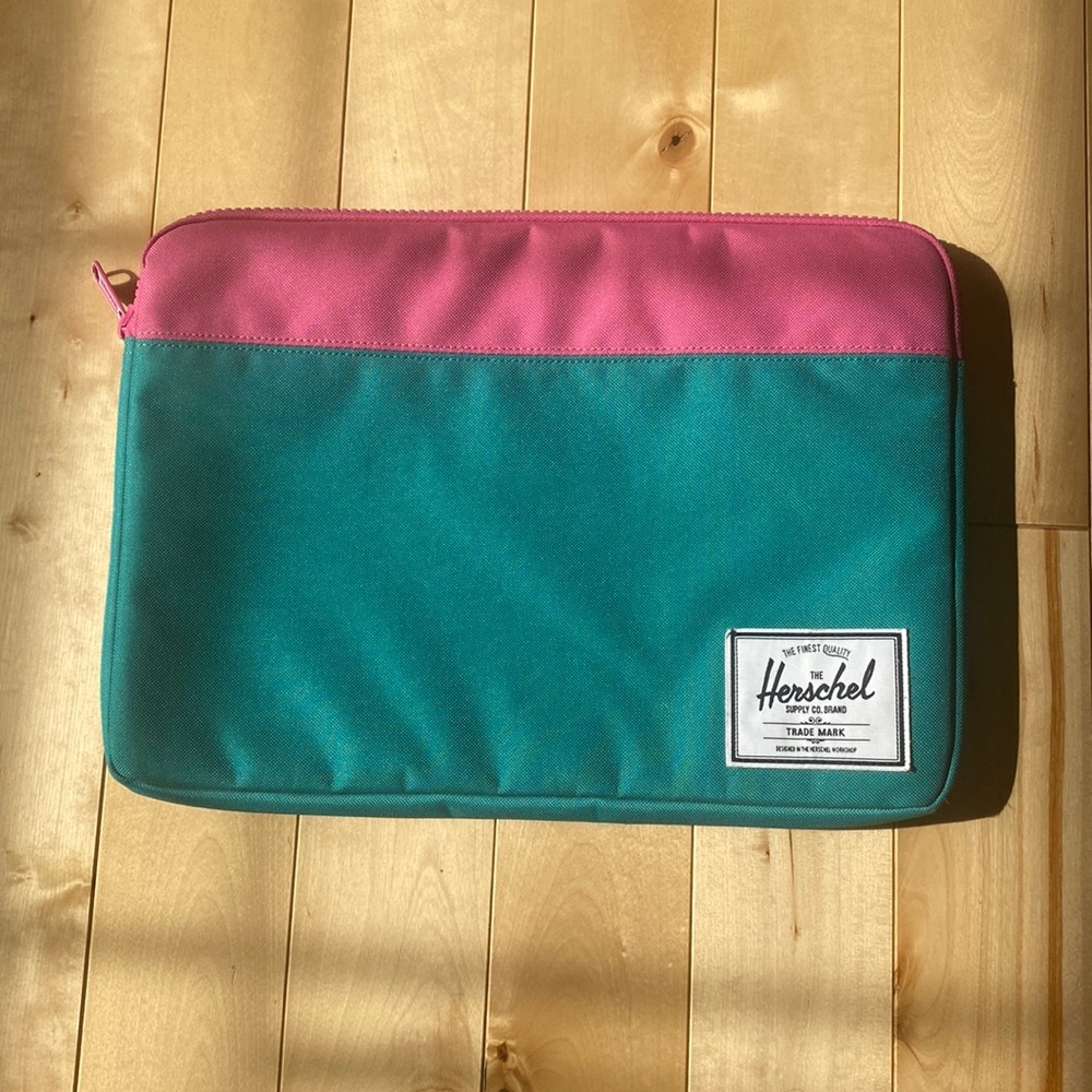 Herschel Laptop Case